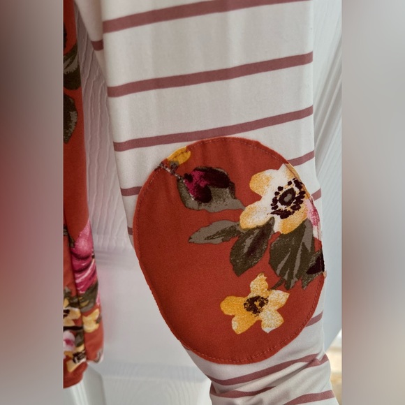 Floral  Long Sleeve Top, Women’s Size Small NWOT - Picture 5 of 5